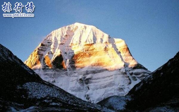世界上最美的山峰排行榜,瑙鲁赫伊山摄人心博